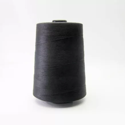 Linha de costura fiada com núcleo de algodão poli